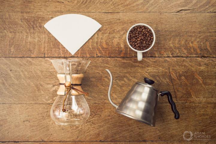 Chemex filter coffee brewing at Coffee Aroma Lincoln
